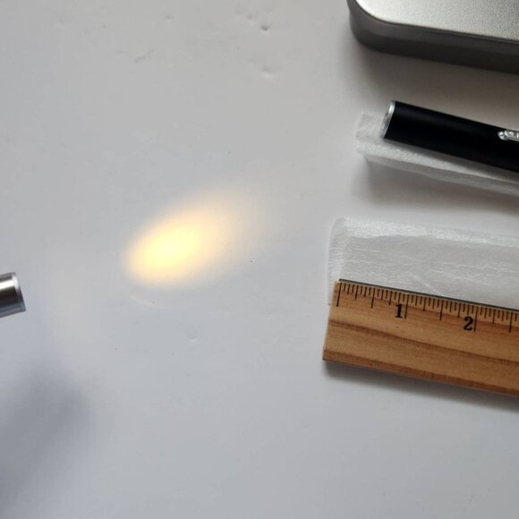 Set of 2 Pen Lights Pen Flashlights, Magnetic Pen Lights with Cool and Warm - Picture 6 of 10